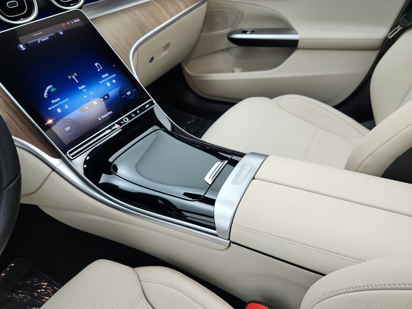 Certified 2022 Mercedes-Benz C 300 Sedan image 14