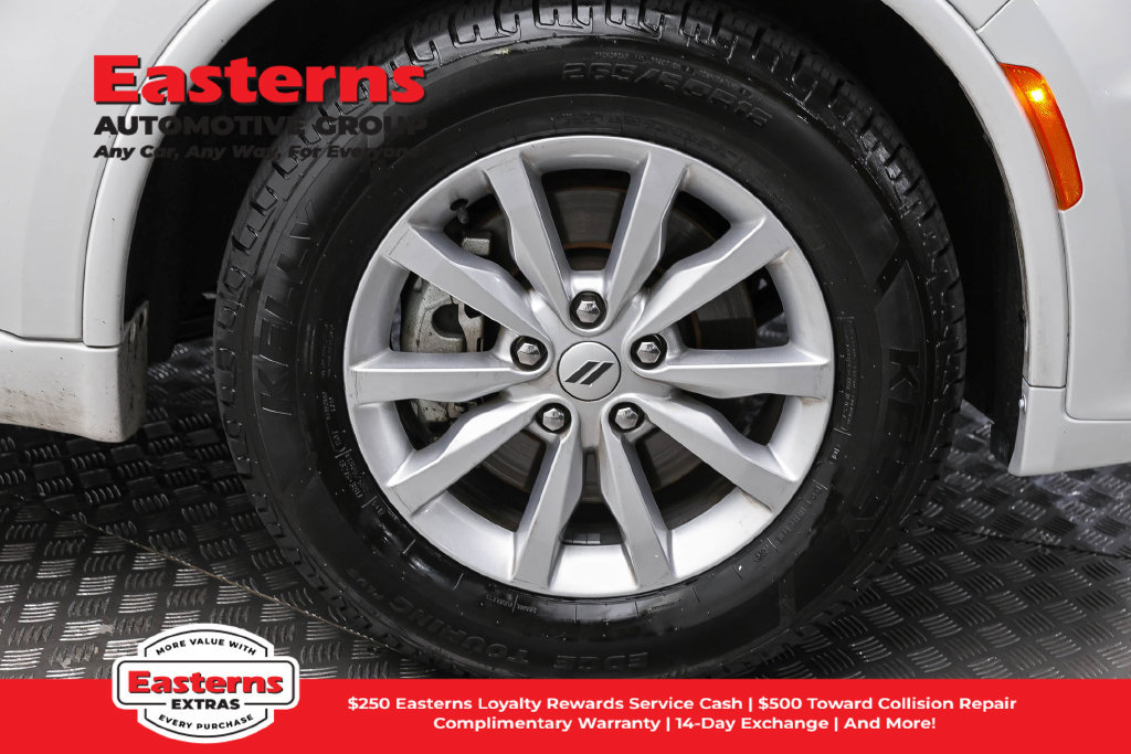 Used 2025 Dodge Durango GT RWD image 30