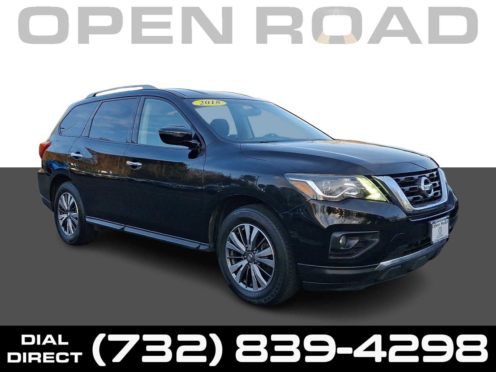 Used 2018 Nissan Pathfinder SV image 1