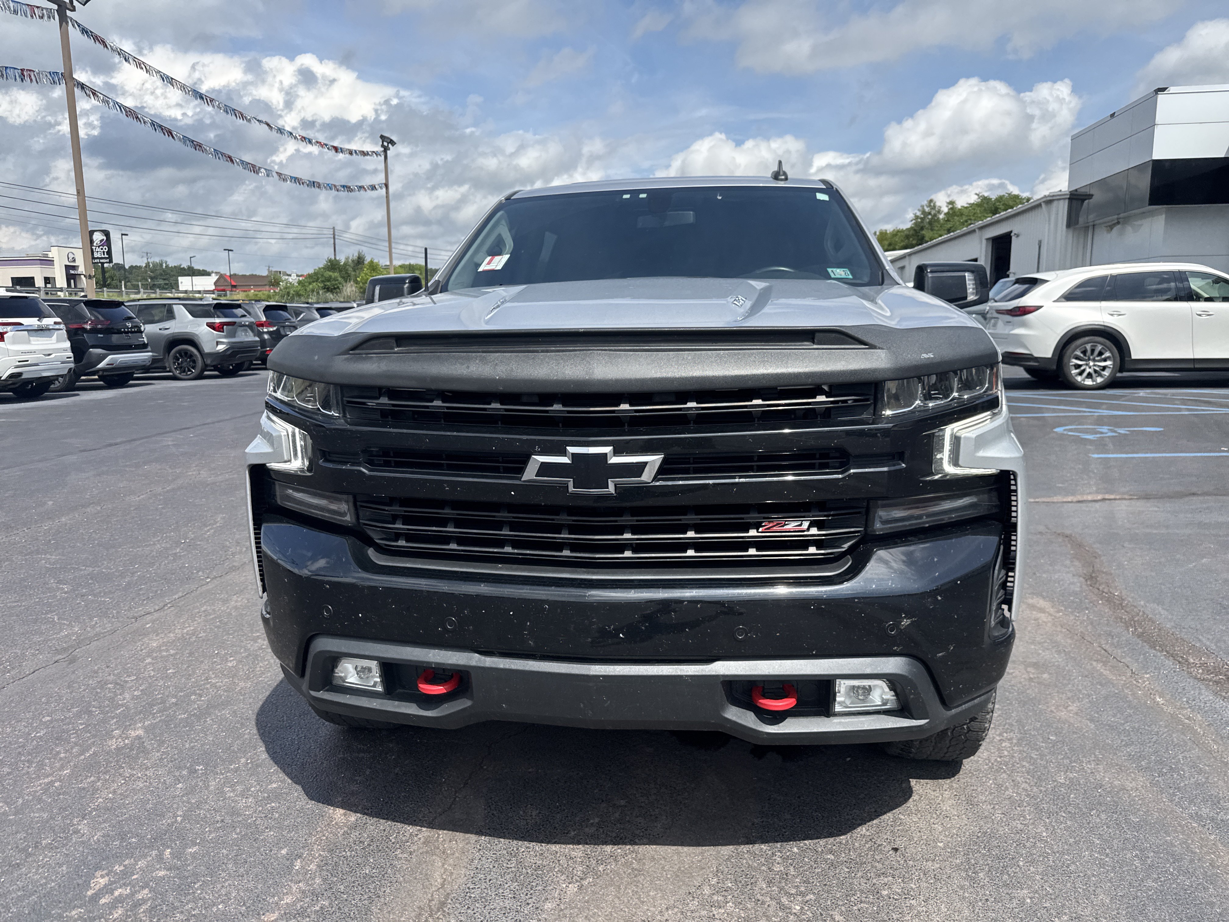 Used 2021 Chevrolet Silverado 1500 LT Trail Boss w/ Convenience Package II AWD/4WD image 9