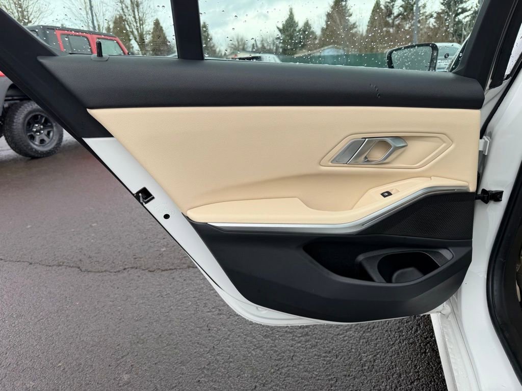 Used 2022 BMW 330i xDrive Sedan image 30