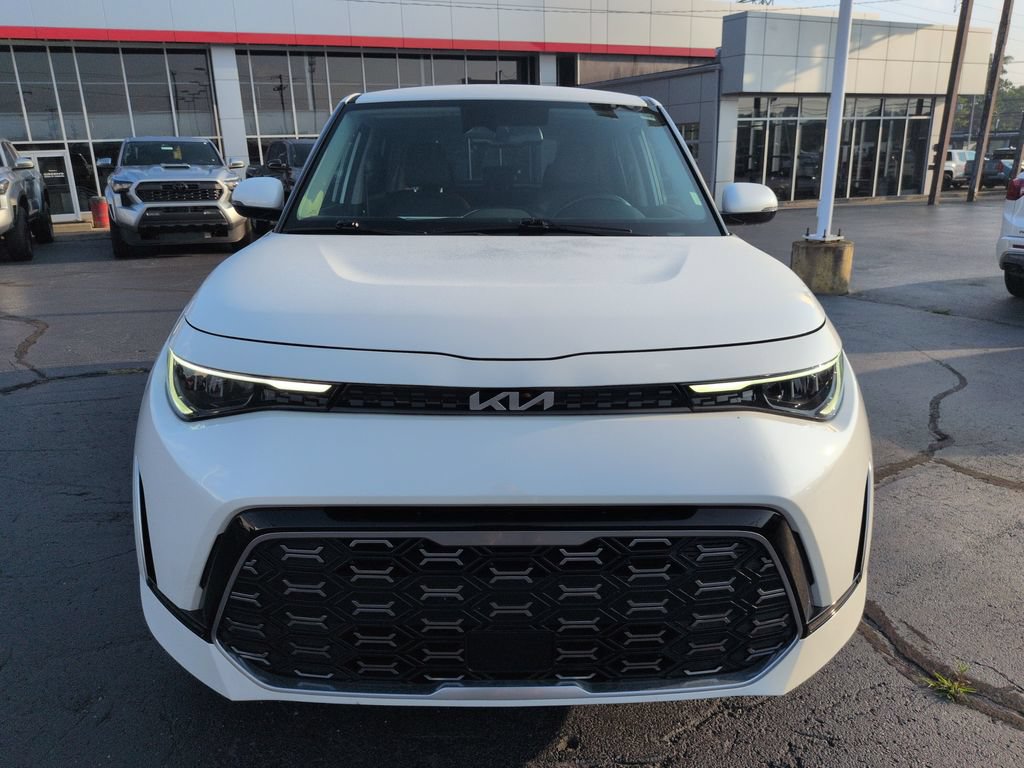 Used 2024 Kia Soul GT-Line w/ GT-Line Technology Package FWD image 8