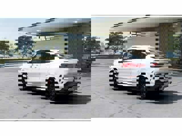 New 2026 BMW X6 M60i image 2