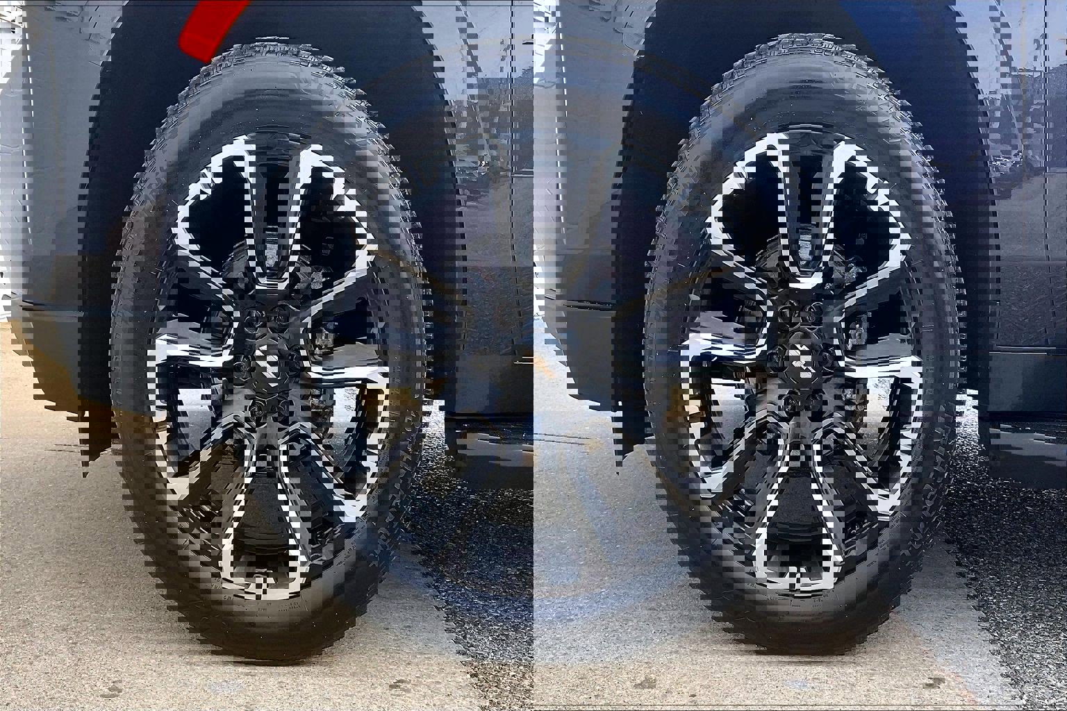 Used 2022 Chevrolet Tahoe LT w/ LT Signature Plus Package AWD/4WD image 11