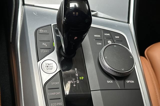 Used 2022 BMW 330i Sedan w/ Driving Assistance Package RWD image 25