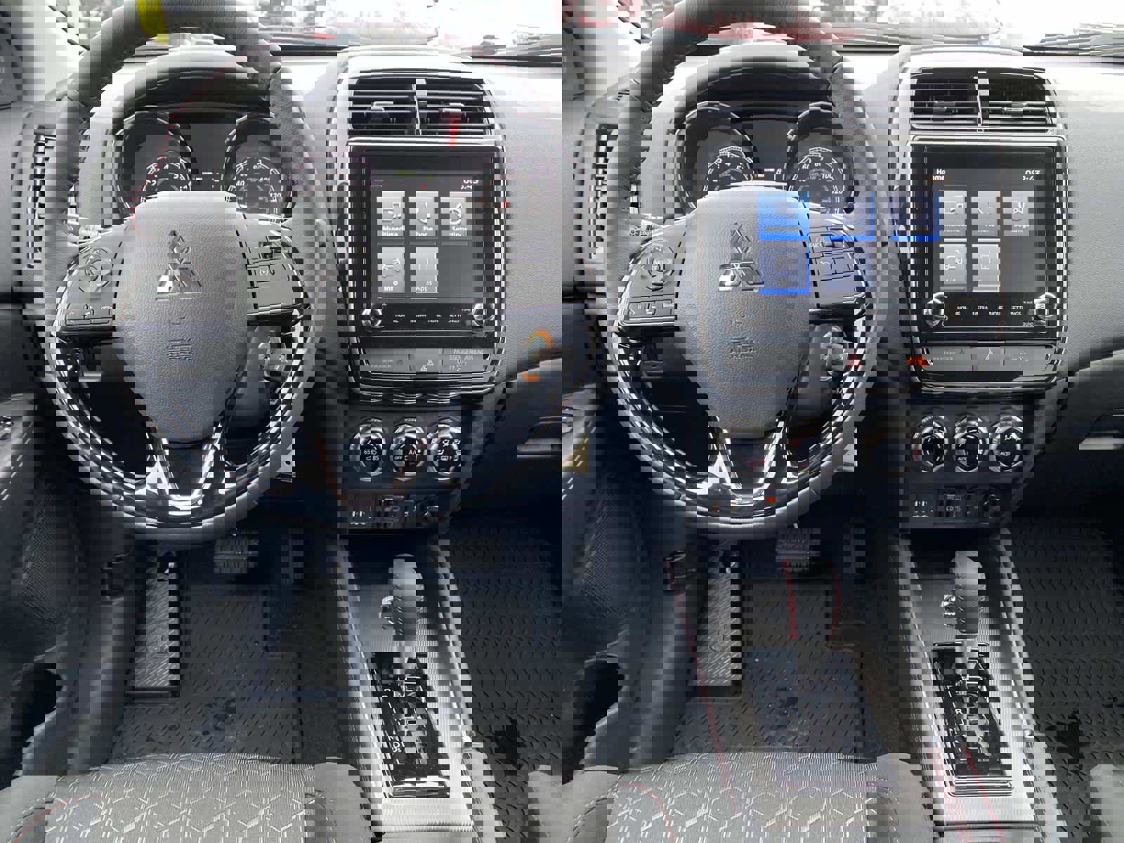 Used 2024 Mitsubishi Outlander Sport LE AWD/4WD image 12