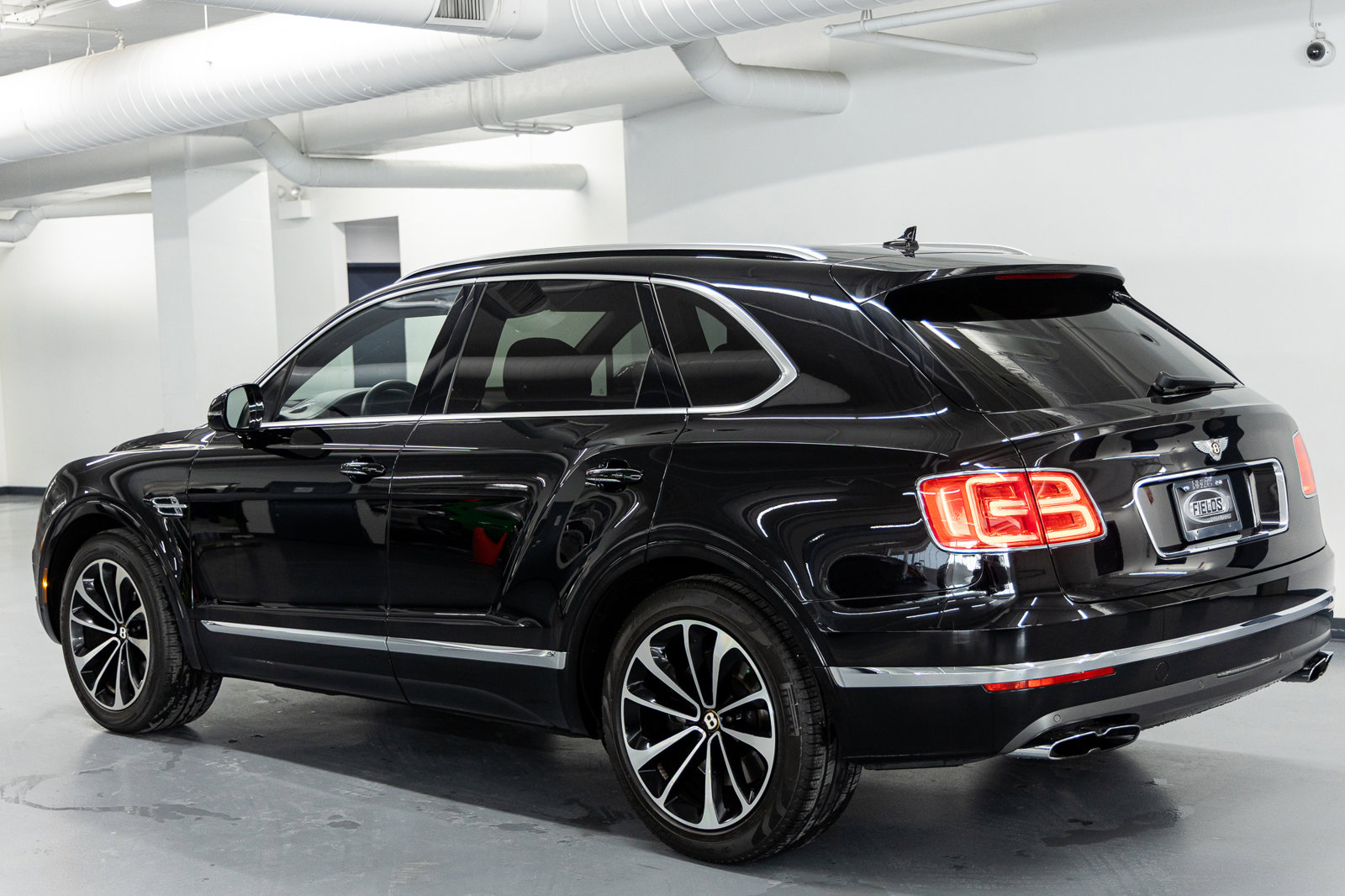 Used 2020 Bentley Bentayga image 3