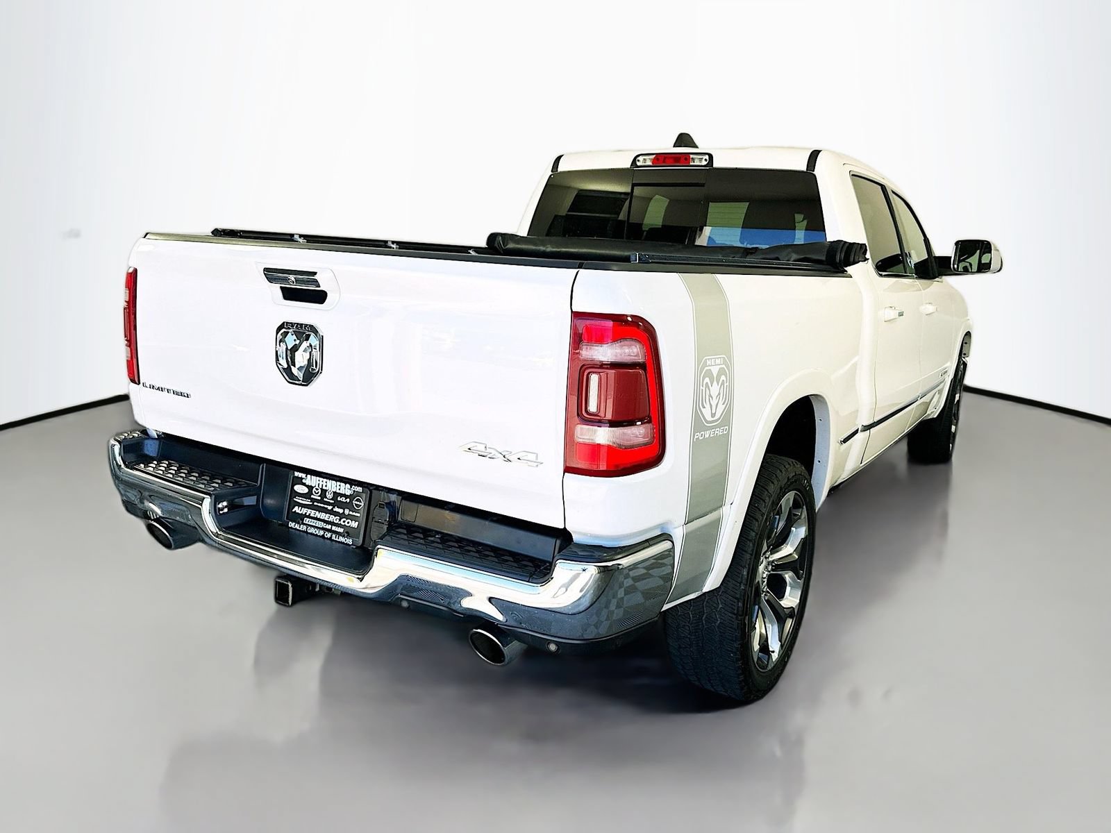 Used 2019 RAM 1500 Limited AWD/4WD image 7