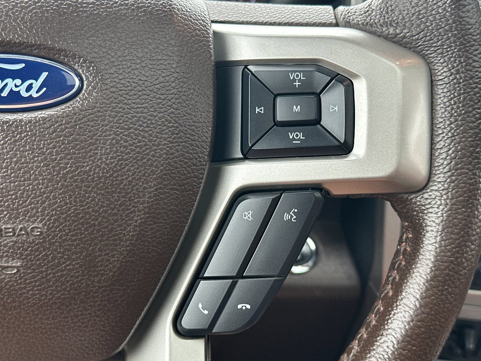 Used 2022 Ford F350 King Ranch w/ Tremor Off-Road Package AWD/4WD image 31
