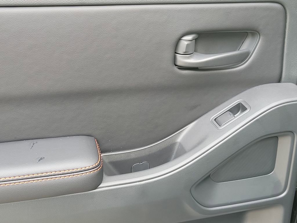 New 2026 Nissan Frontier Pro-X w/ Pro-X Convenience Package image 15