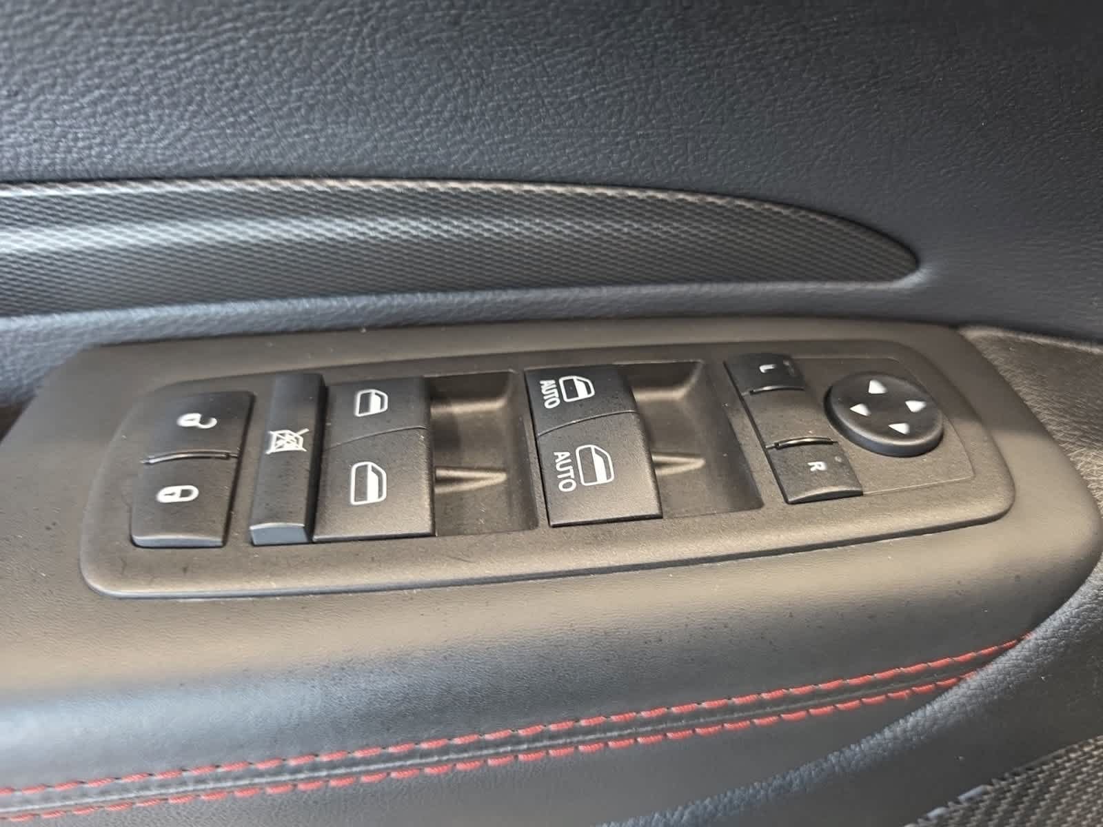 Used 2024 Dodge Durango R/T AWD/4WD image 17