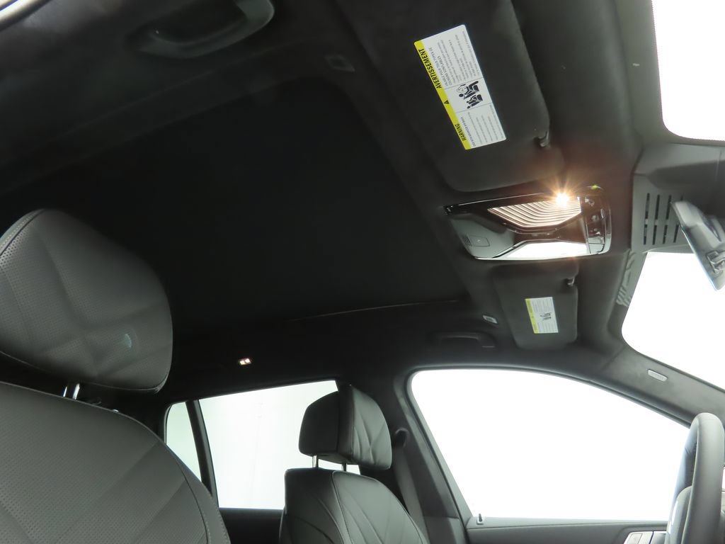 Used 2026 BMW X7 xDrive40i AWD/4WD image 19