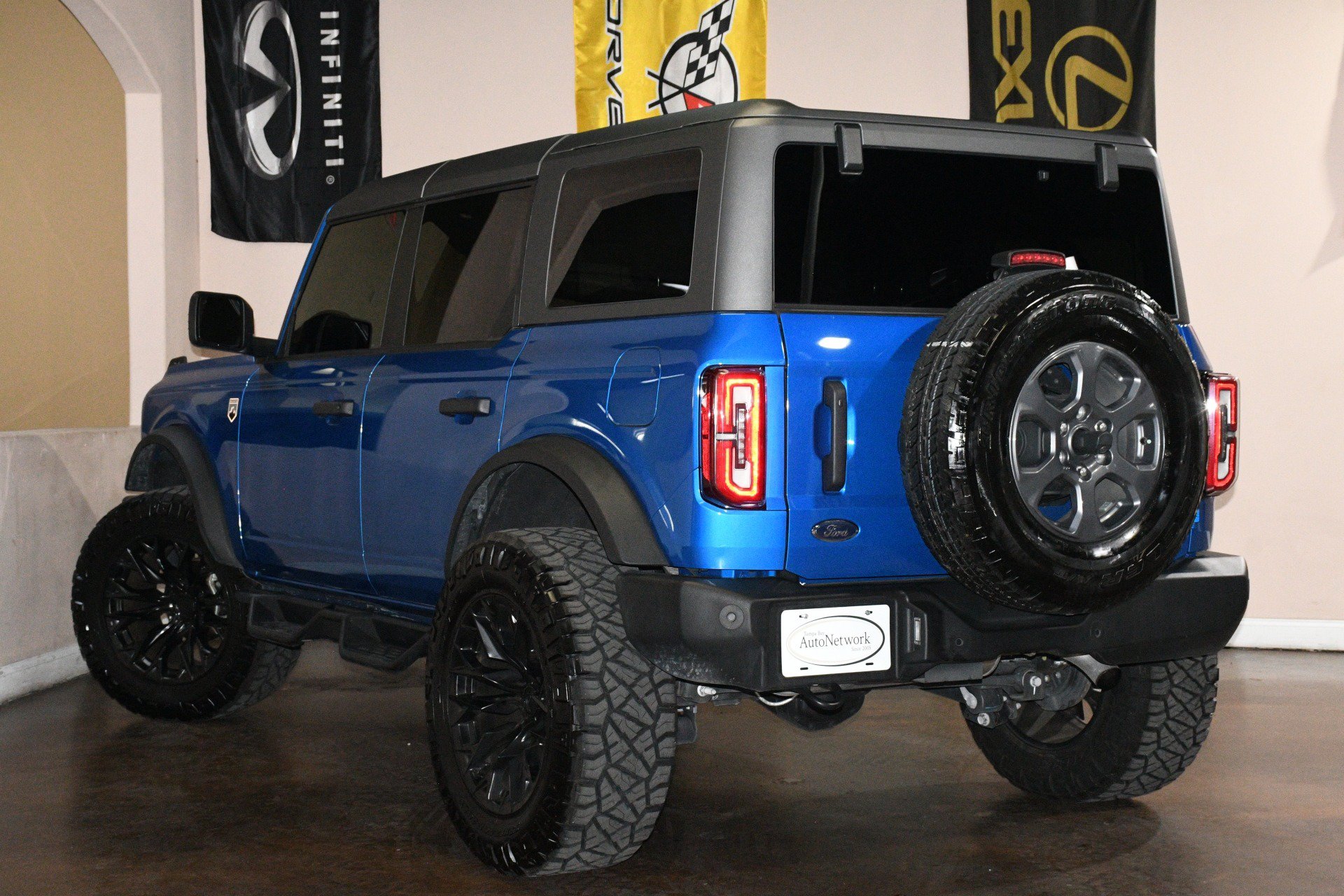 Used 2024 Ford Bronco Big Bend AWD/4WD image 6
