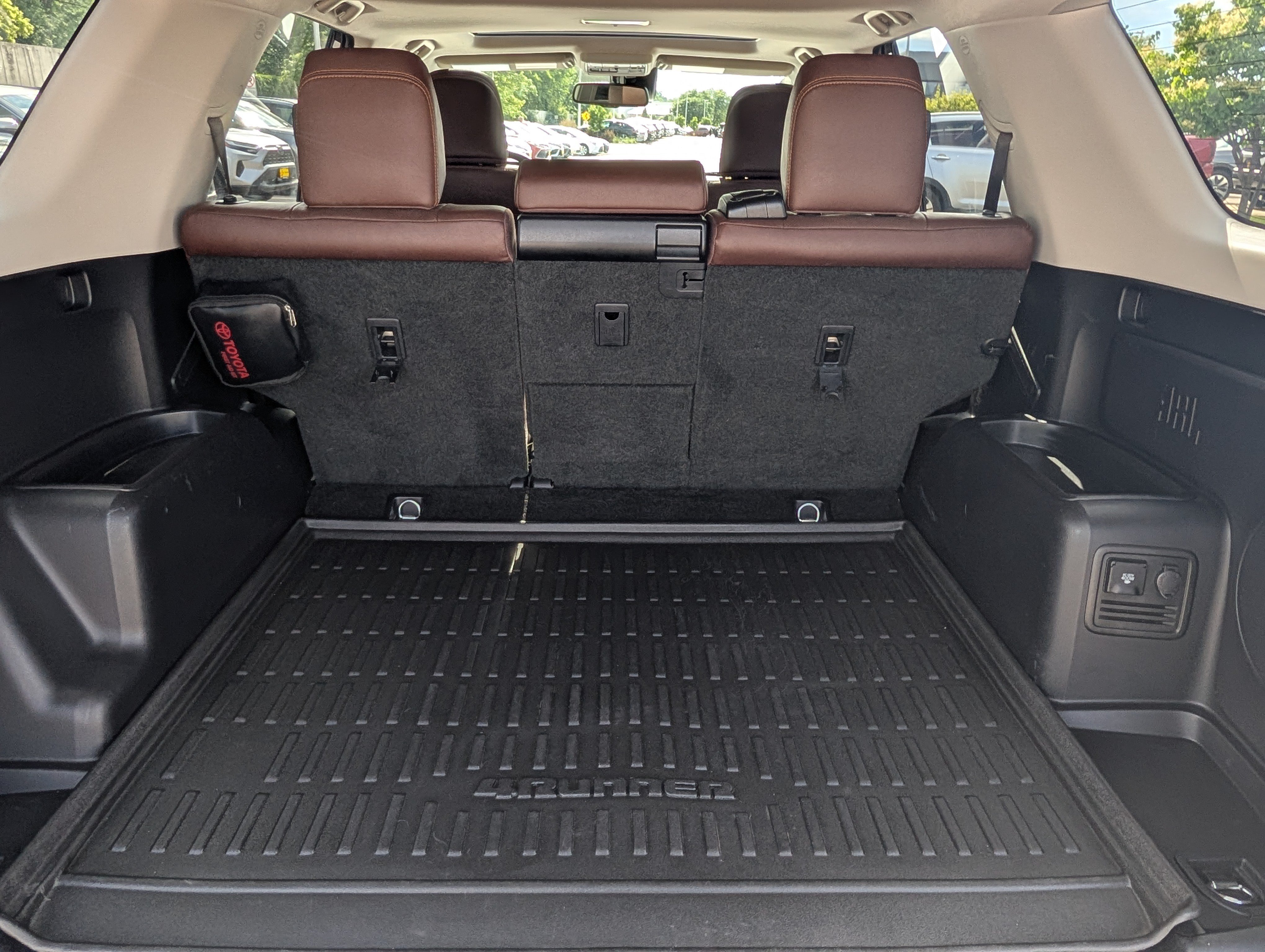 Certified 2023 Toyota 4Runner Limited AWD/4WD image 18