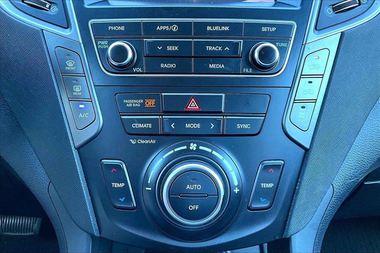 Used 2019 Hyundai Santa Fe XL SE w/ SE Premium Package 02 FWD image 16