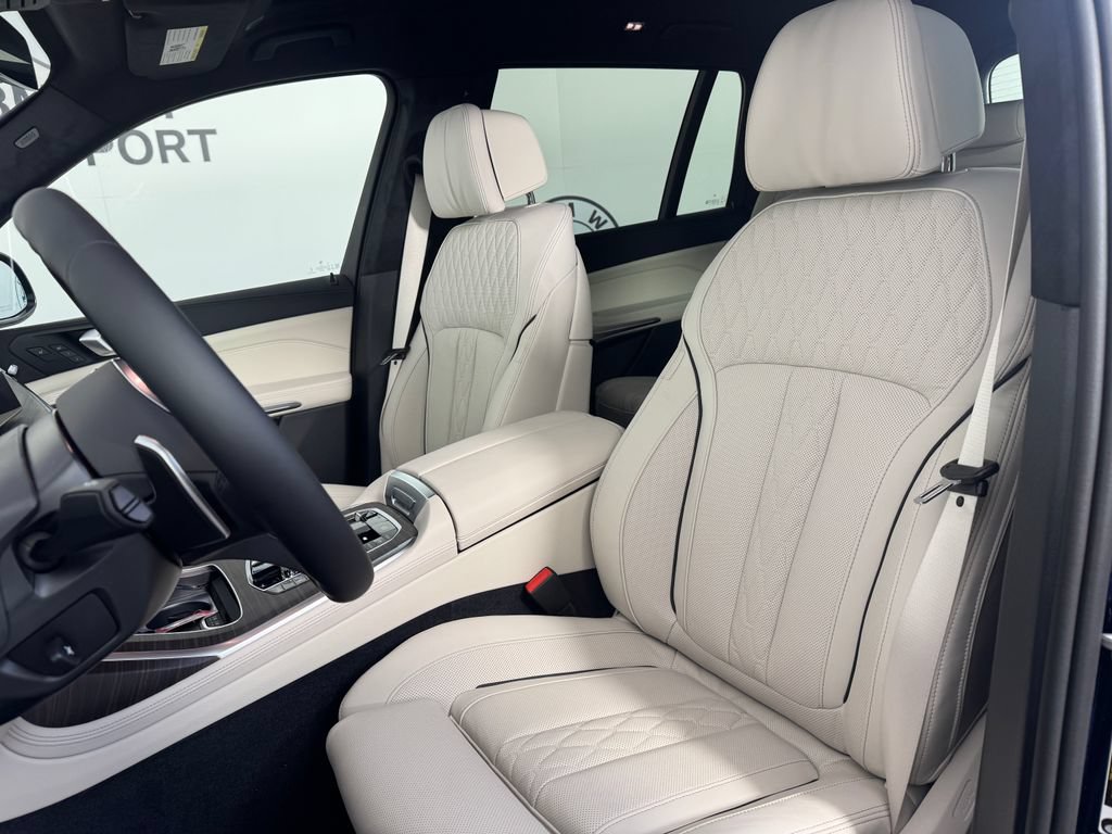 New 2027 BMW X7 xDrive40i w/ Executive Package AWD/4WD image 12