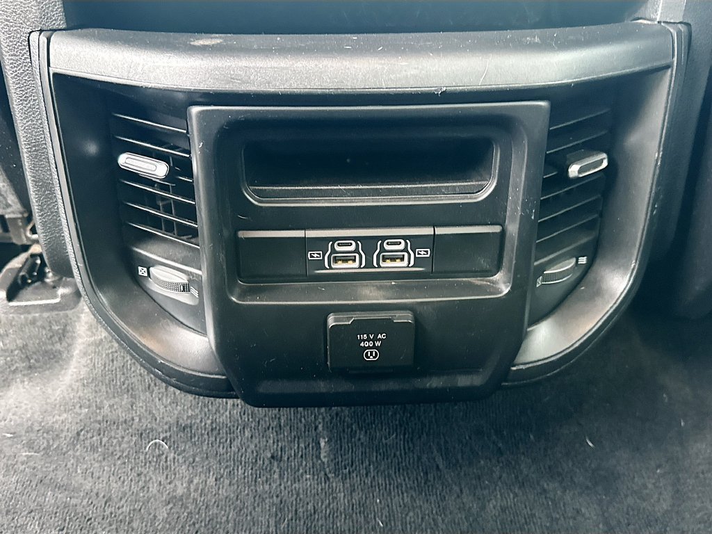 Used 2022 RAM 1500 Laramie AWD/4WD image 26