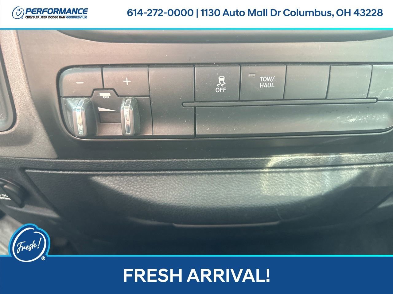 Used 2017 RAM 1500 ST w/ SXT Appearance Group AWD/4WD image 25