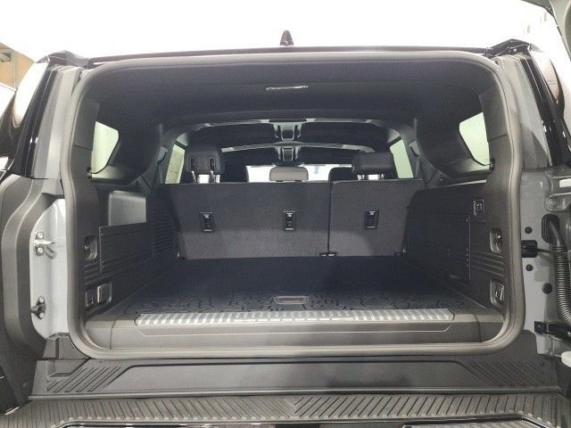 New 2025 GMC Hummer EV 3X image 24