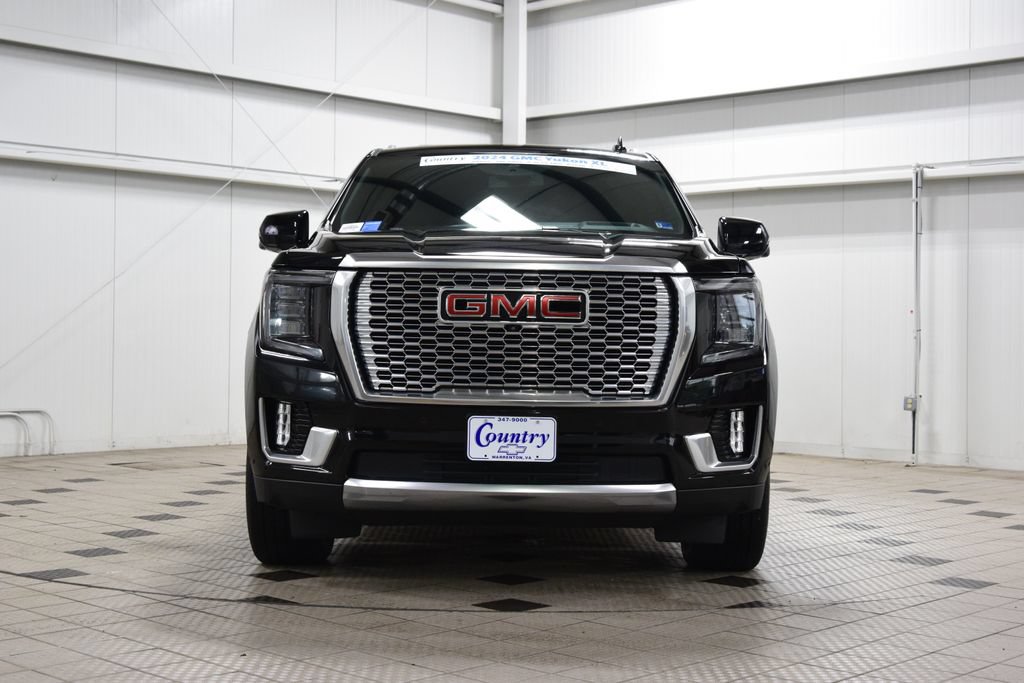 Used 2024 GMC Yukon XL Denali AWD/4WD image 2