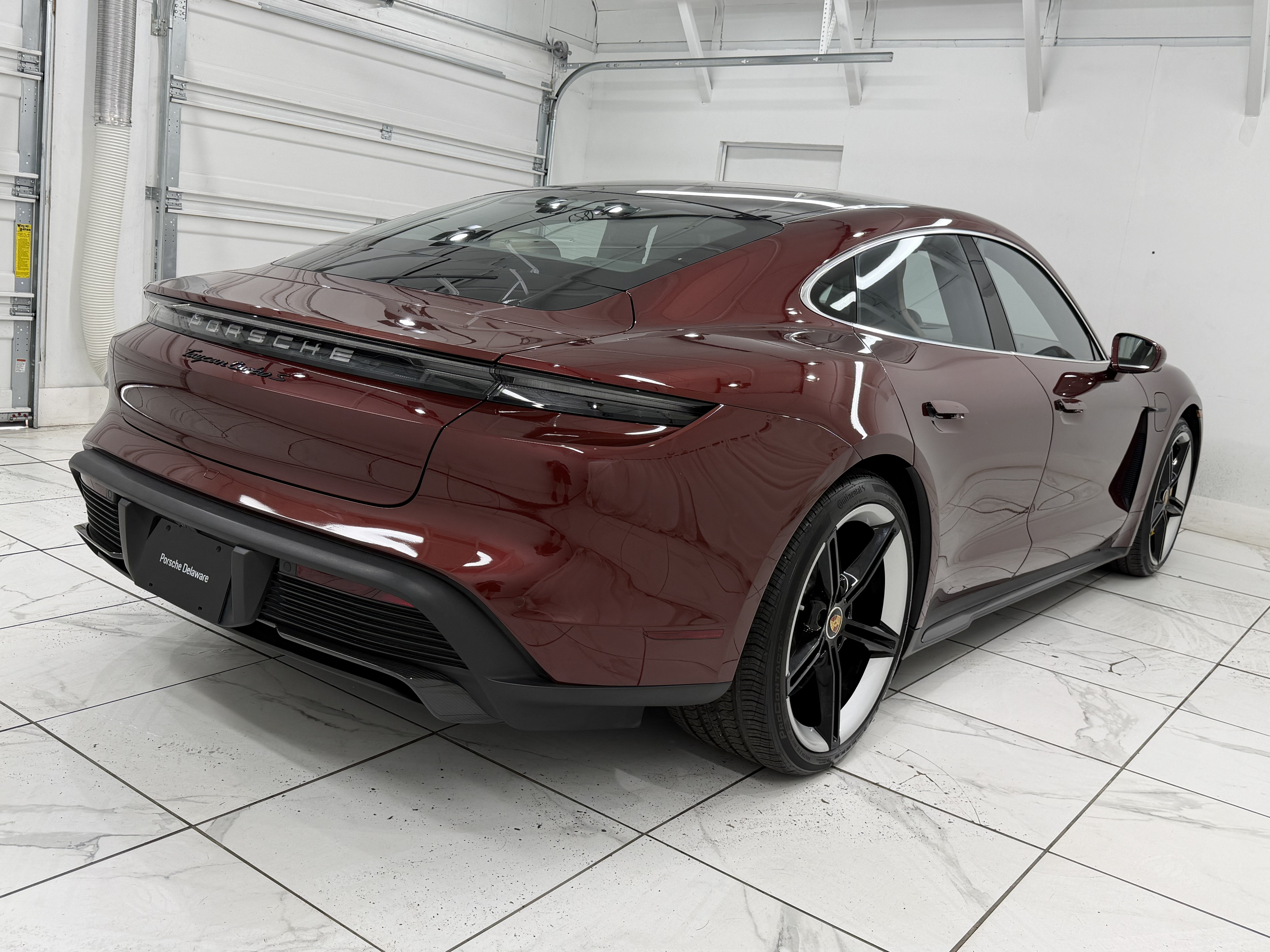 Used 2021 Porsche Taycan Turbo S AWD/4WD image 12