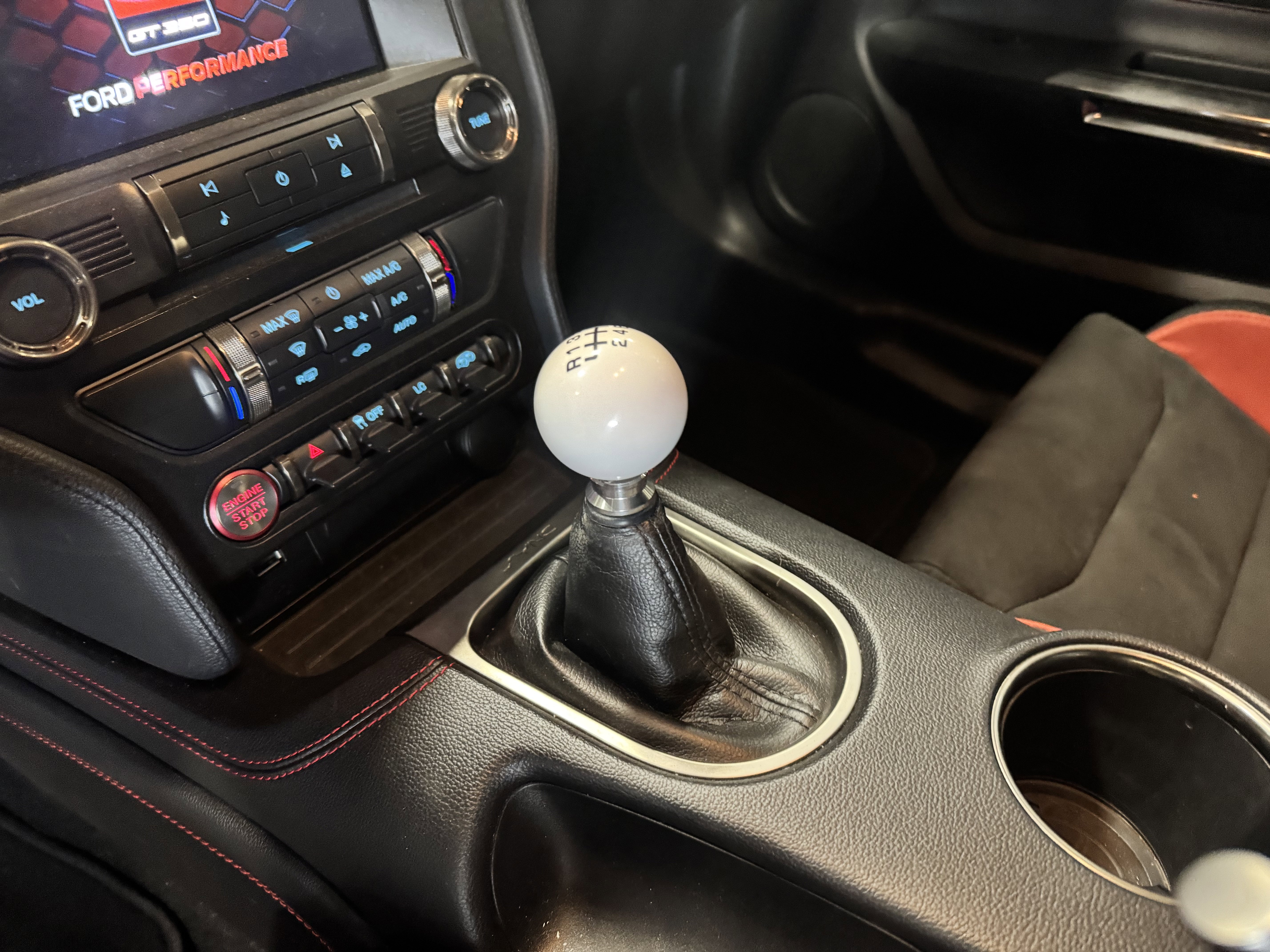 Used 2019 Ford Mustang Shelby GT350R w/ GT350R Equipment Group 920A image 26