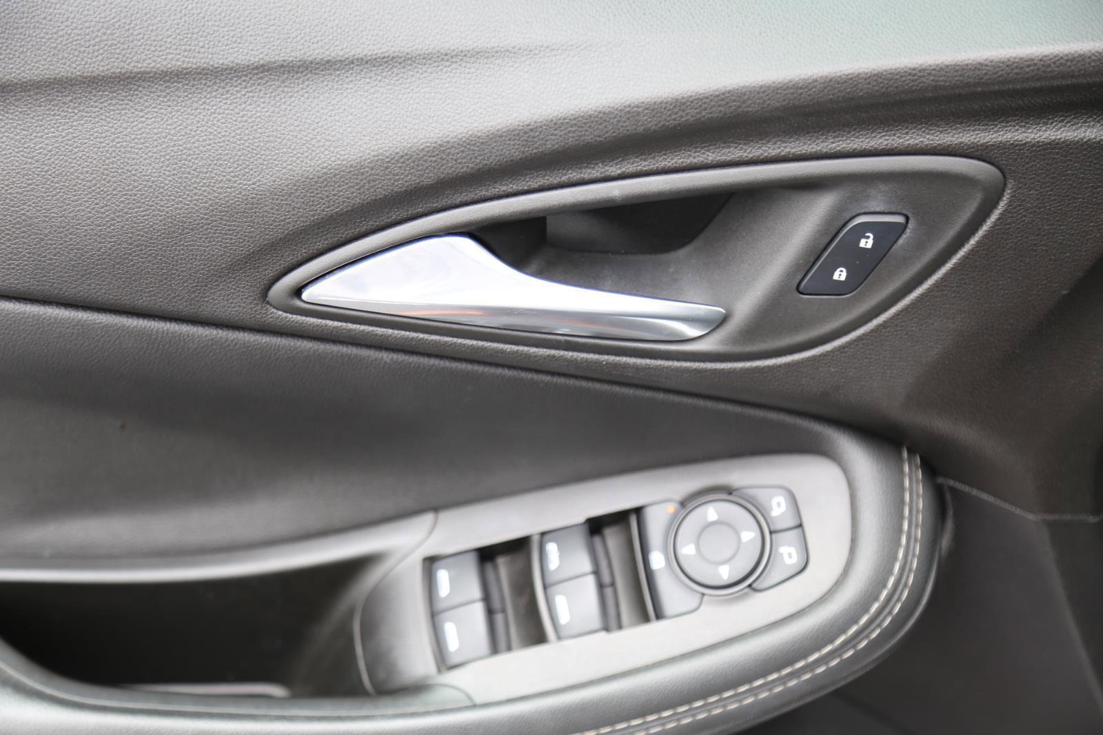 Used 2022 Buick Encore GX Preferred FWD image 7