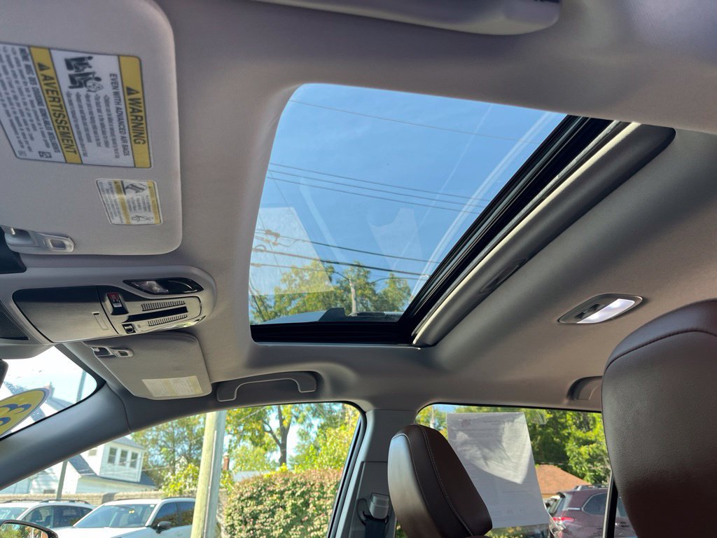 Certified 2023 Subaru Outback Touring XT AWD/4WD image 29