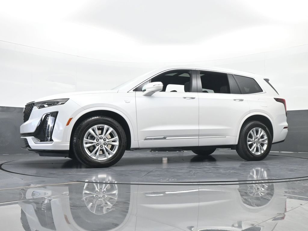 Used 2024 Cadillac XT6 Luxury image 65