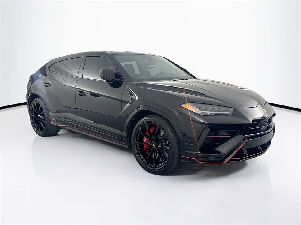 Used 2024 Lamborghini Urus S image 3