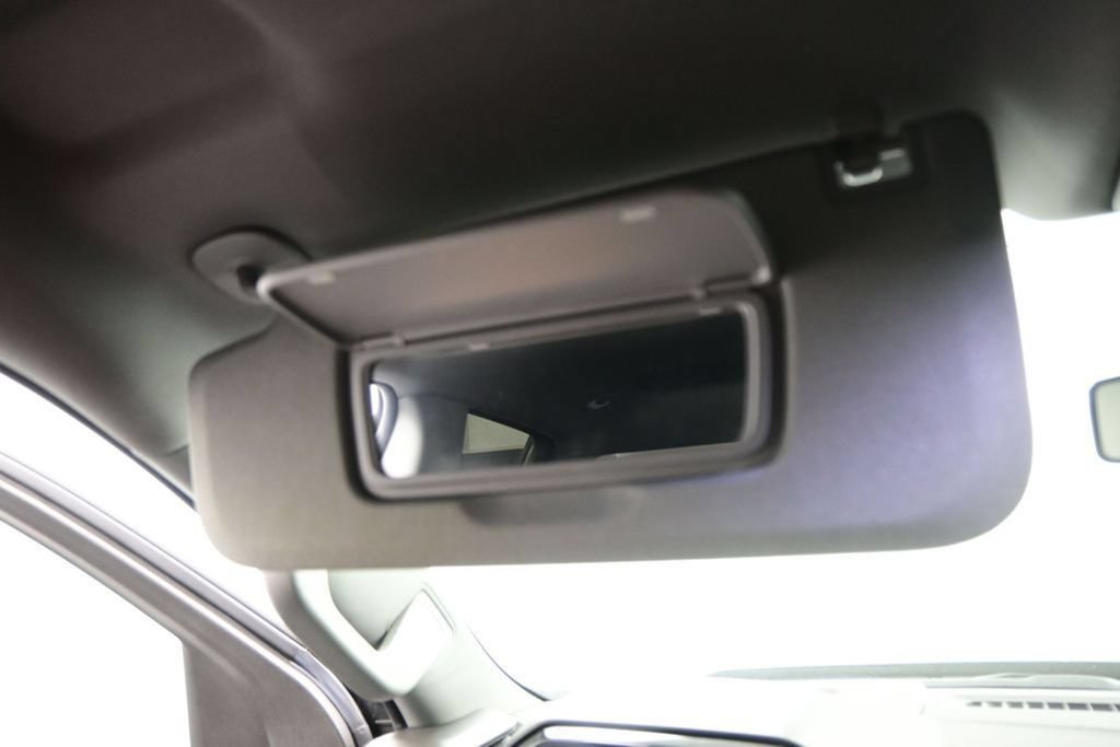 Used 2022 Chevrolet Silverado 1500 LT RWD image 23