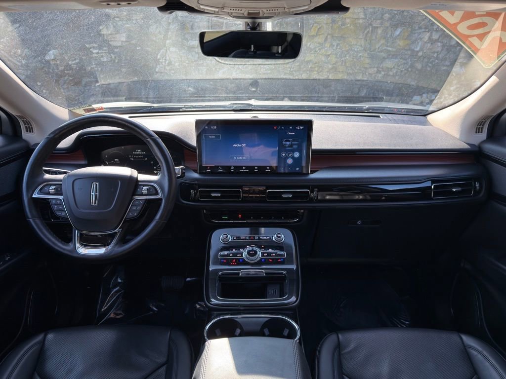 Used 2022 Lincoln Nautilus Reserve image 16