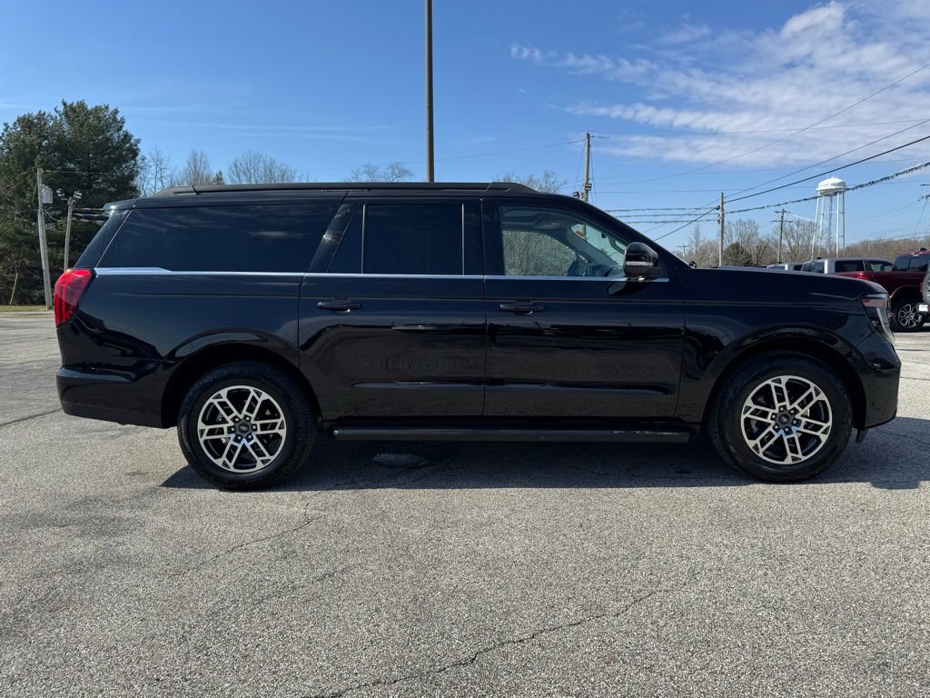 Used 2025 Ford Expedition Max Active image 12