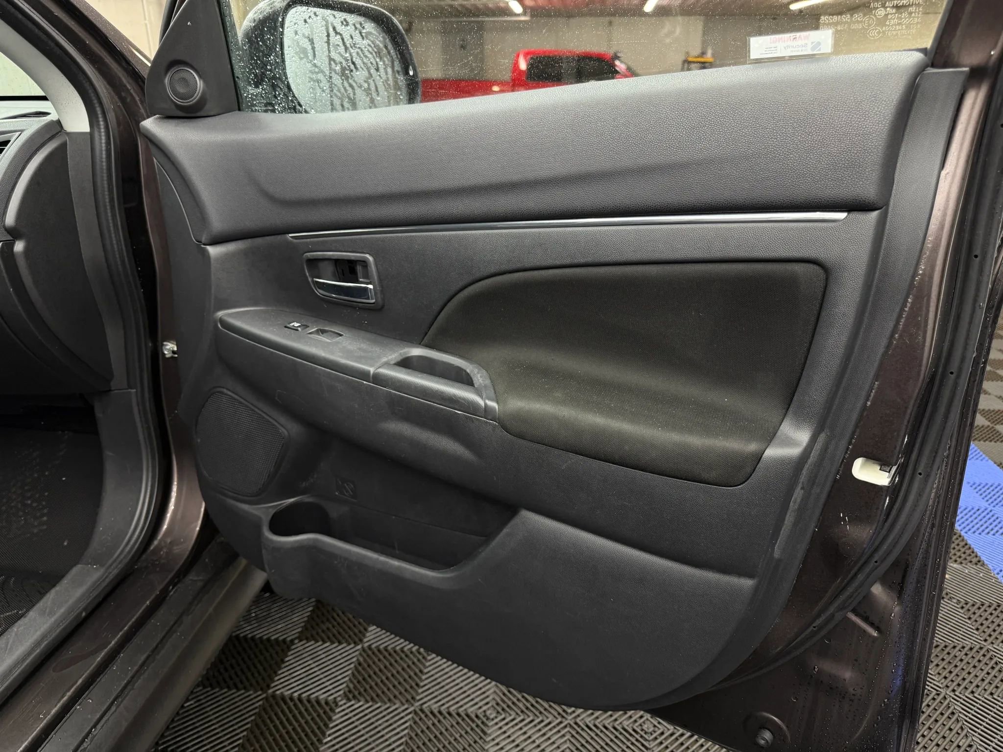 Used 2020 Mitsubishi Outlander Sport ES FWD image 5