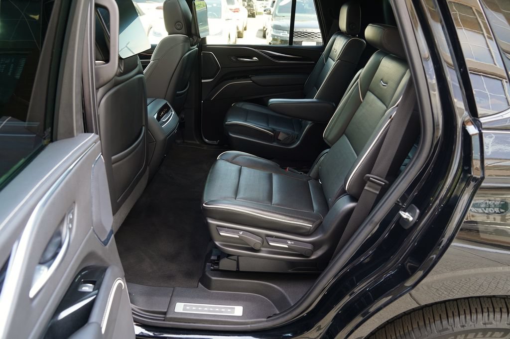 Used 2022 Cadillac Escalade Sport w/ Touring Package AWD/4WD image 36