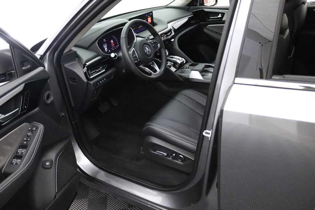 Certified 2024 Acura MDX SH-AWD w/ Technology Package image 17