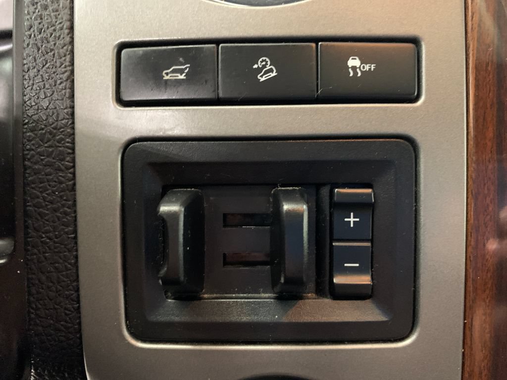 Used 2016 Ford Expedition Platinum AWD/4WD image 14