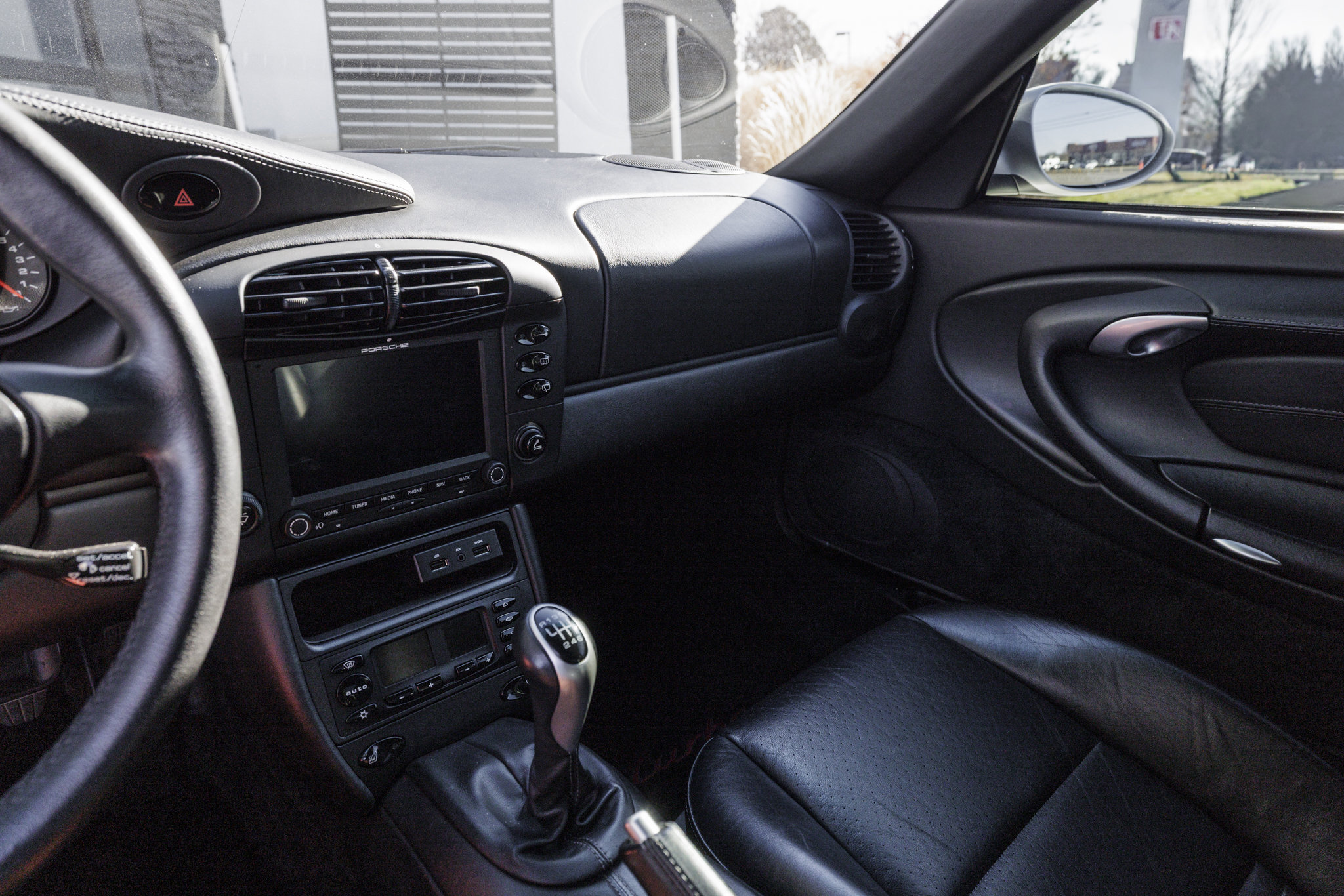 Used 2001 Porsche 911 Turbo image 15