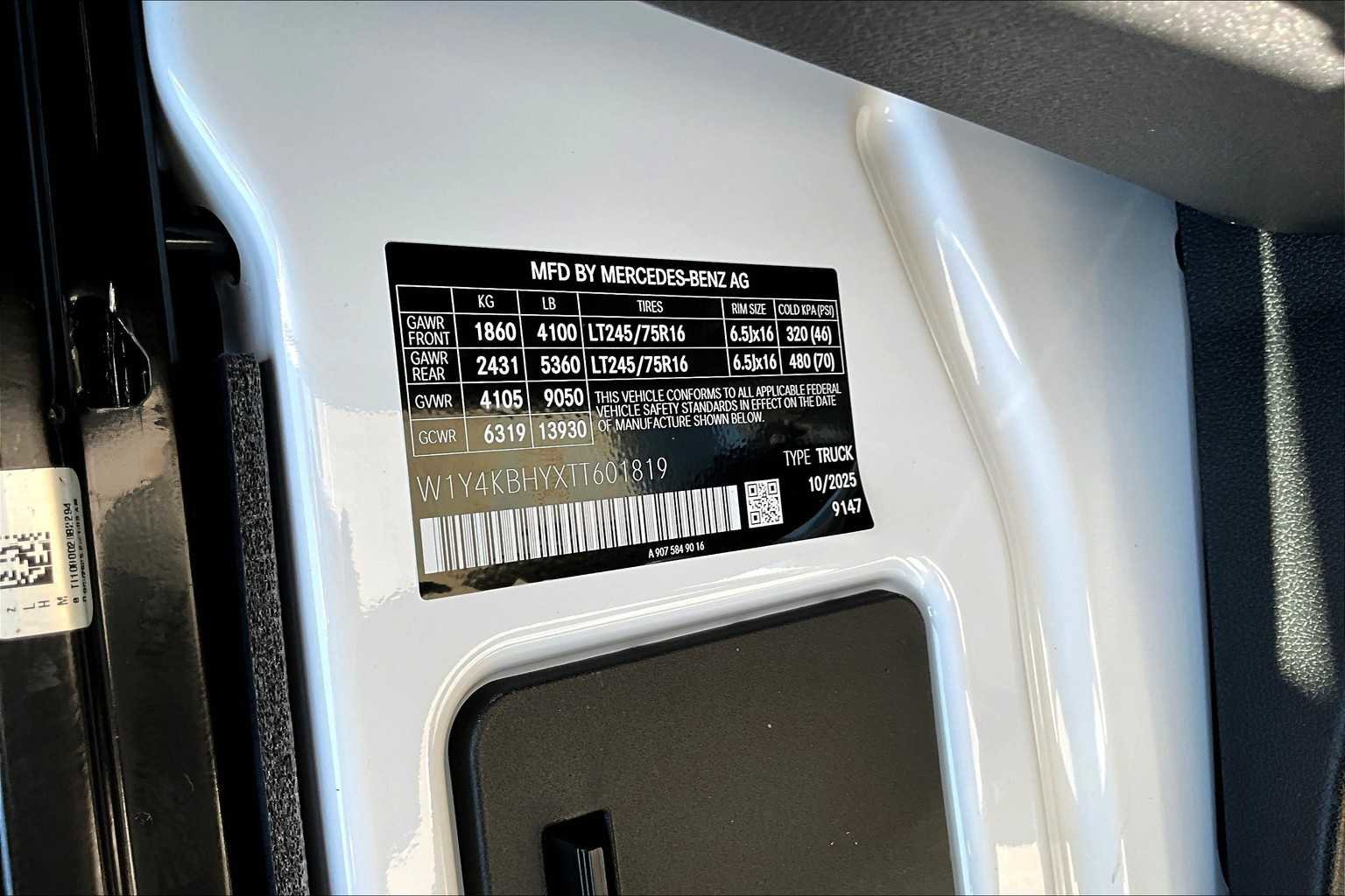 New 2026 Mercedes-Benz Sprinter 2500 image 26