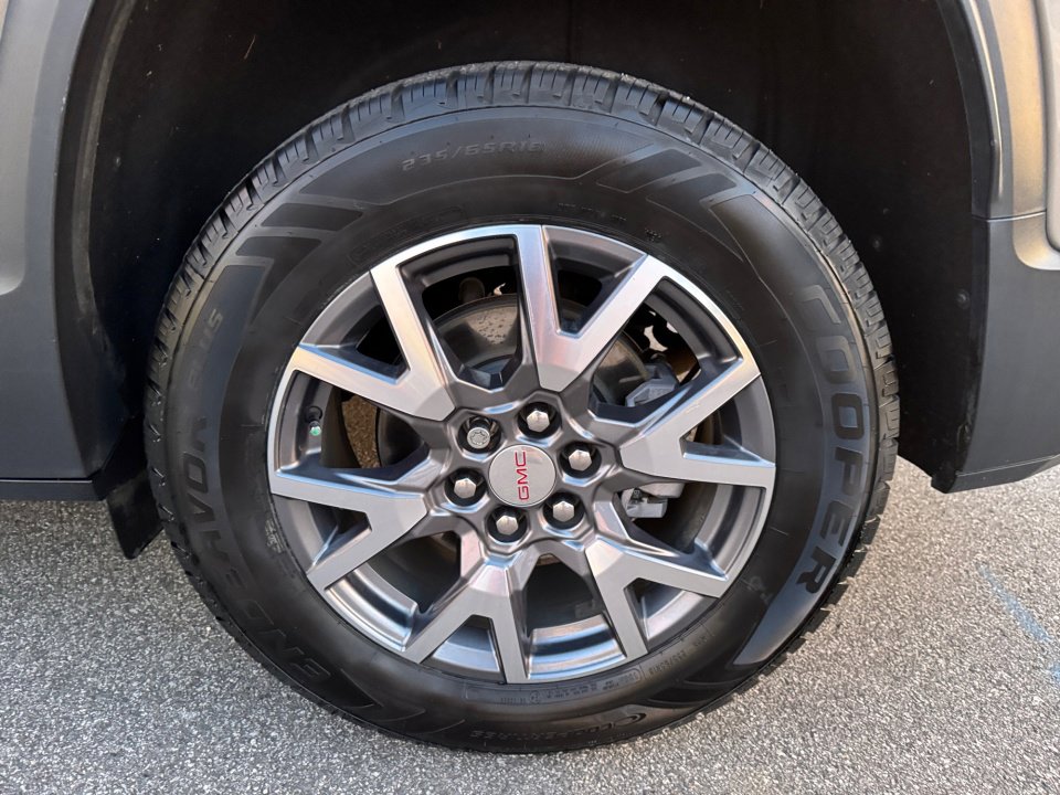 Certified 2022 GMC Acadia SLT w/ Trailering Package image 25