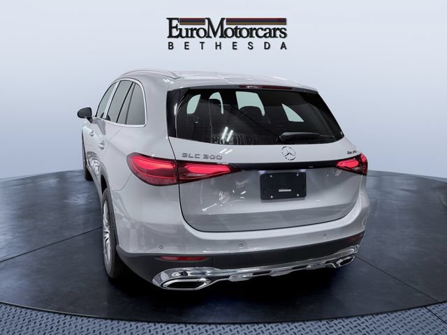 New 2027 Mercedes-Benz GLC 300 4MATIC image 2
