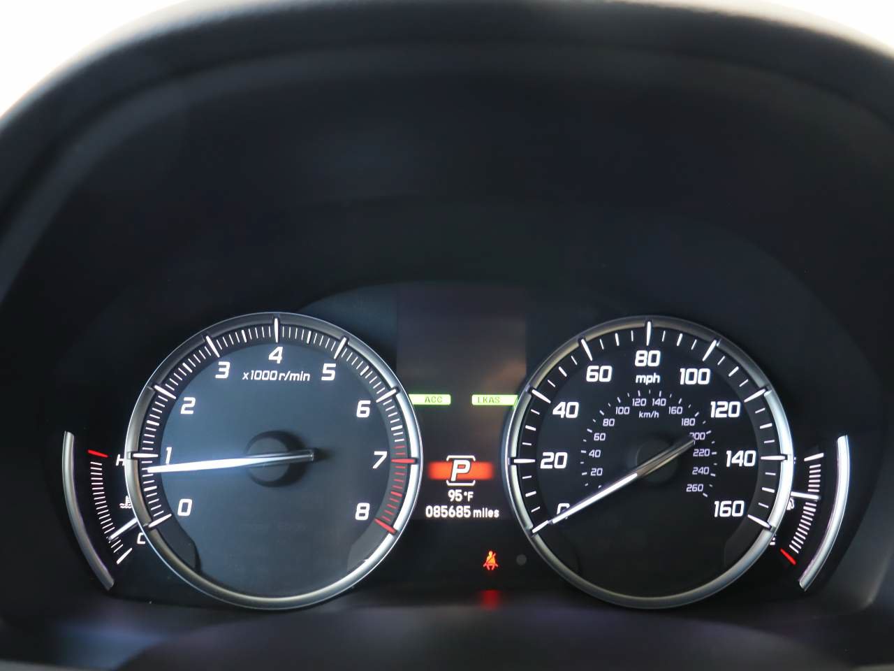 Used 2020 Acura MDX FWD image 11