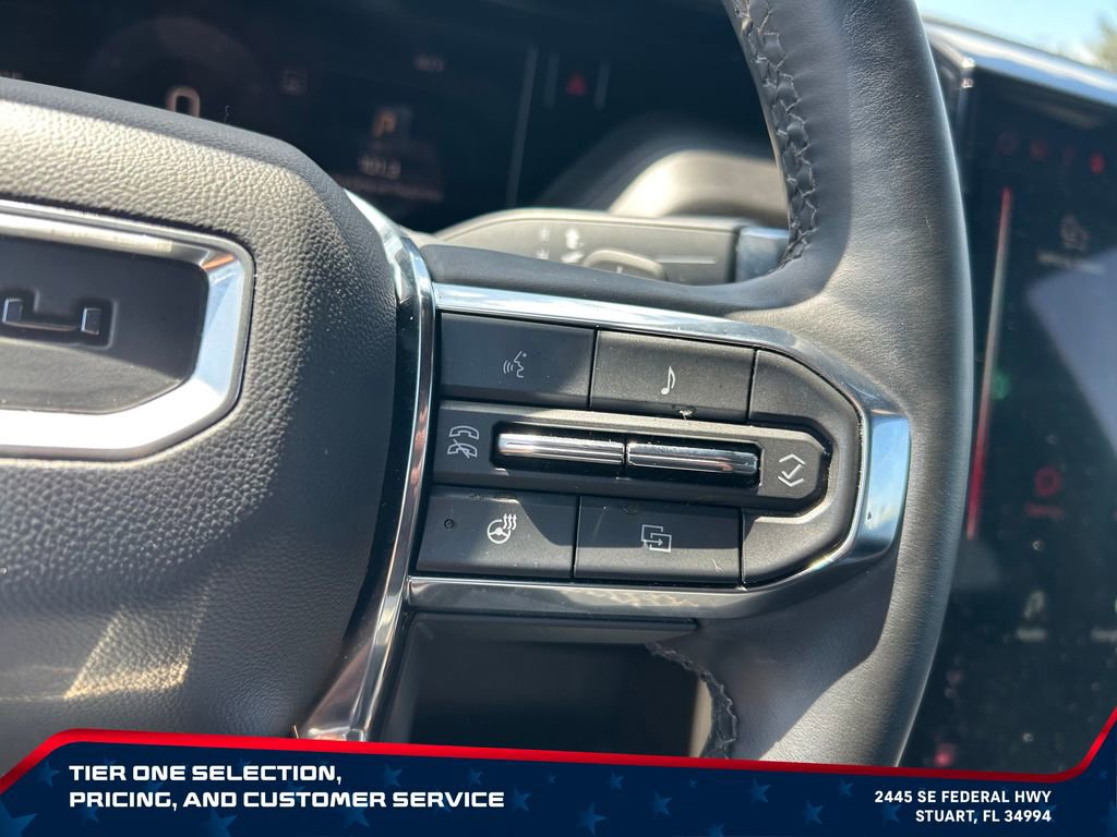Used 2025 GMC Yukon Denali RWD image 19