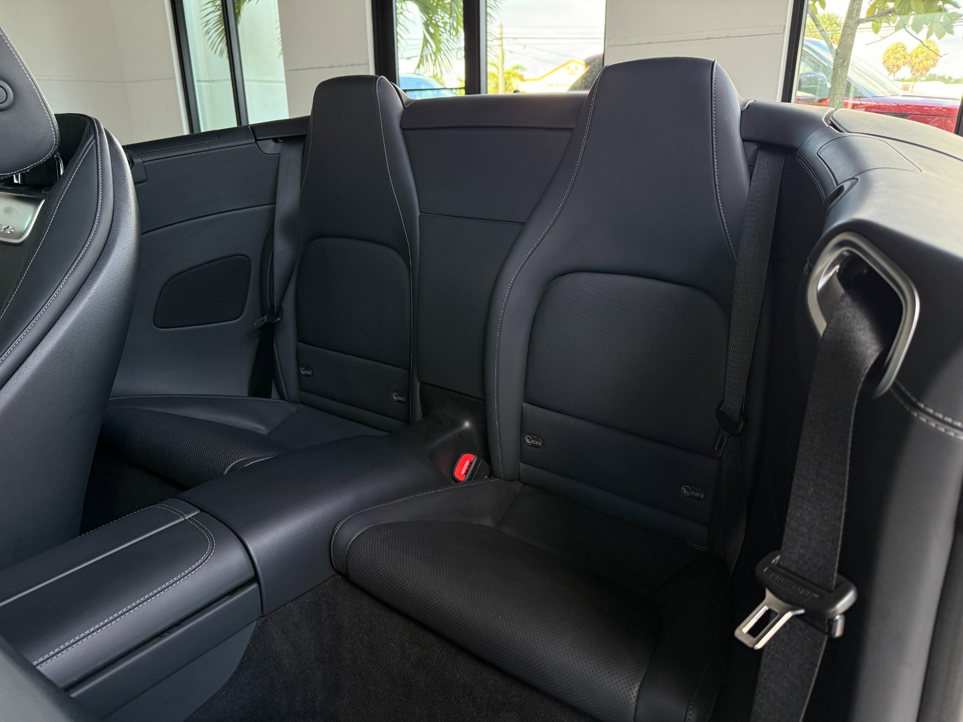 Used 2022 Mercedes-Benz SL 63 AMG 4MATIC image 38