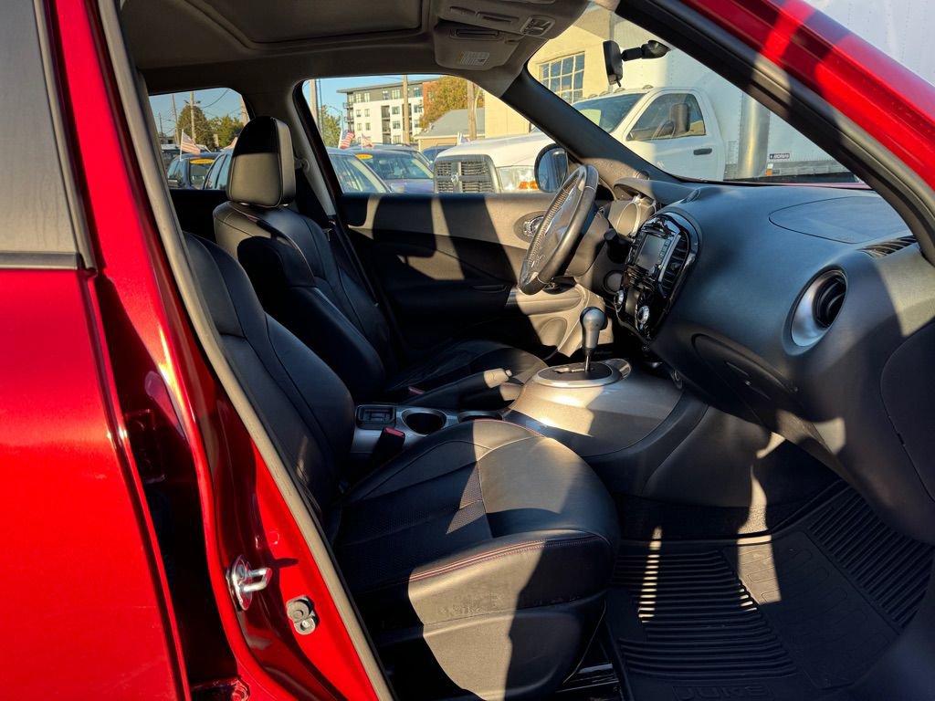 Used 2014 Nissan Juke SL w/ Sport Package image 5