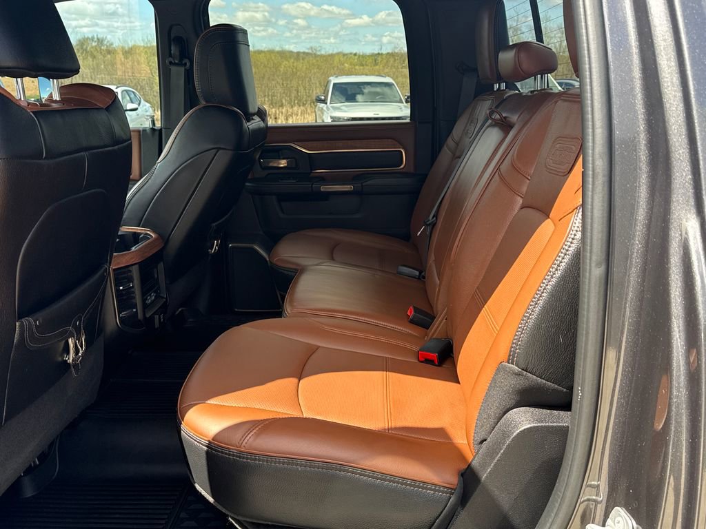 Used 2022 RAM 2500 Limited AWD/4WD image 28