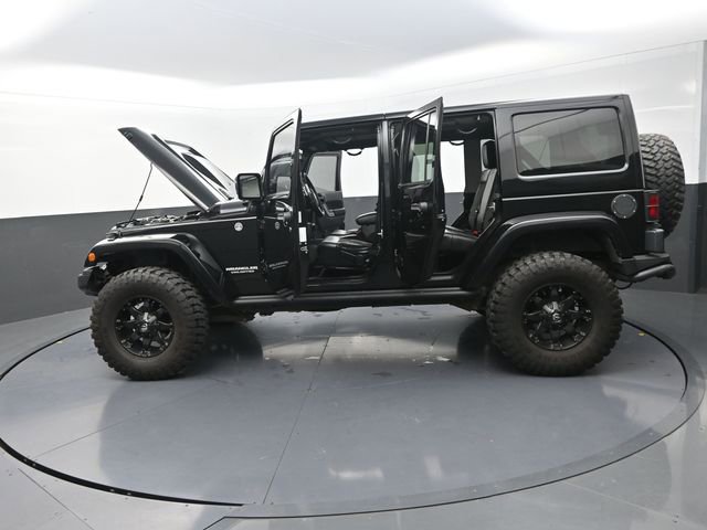 Used 2012 Jeep Wrangler Unlimited Rubicon image 13