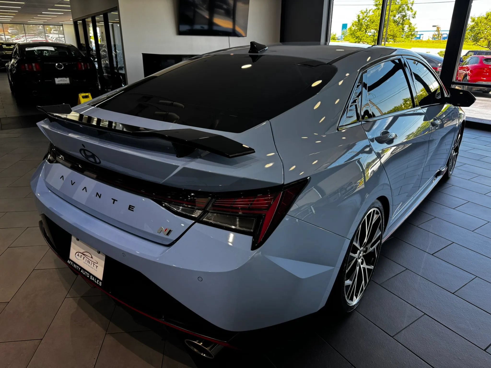 Used 2022 Hyundai Elantra N FWD image 5