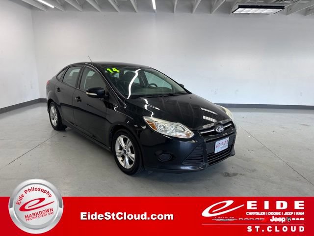 Used 2014 Ford Focus SE w/ SE Winter Package