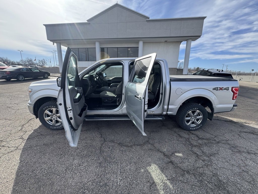 Used 2018 Ford F150 XLT w/ Equipment Group 302A Luxury image 4